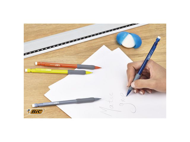 Stiftpenna BIC Matic Grip 0,7mm 4 färger